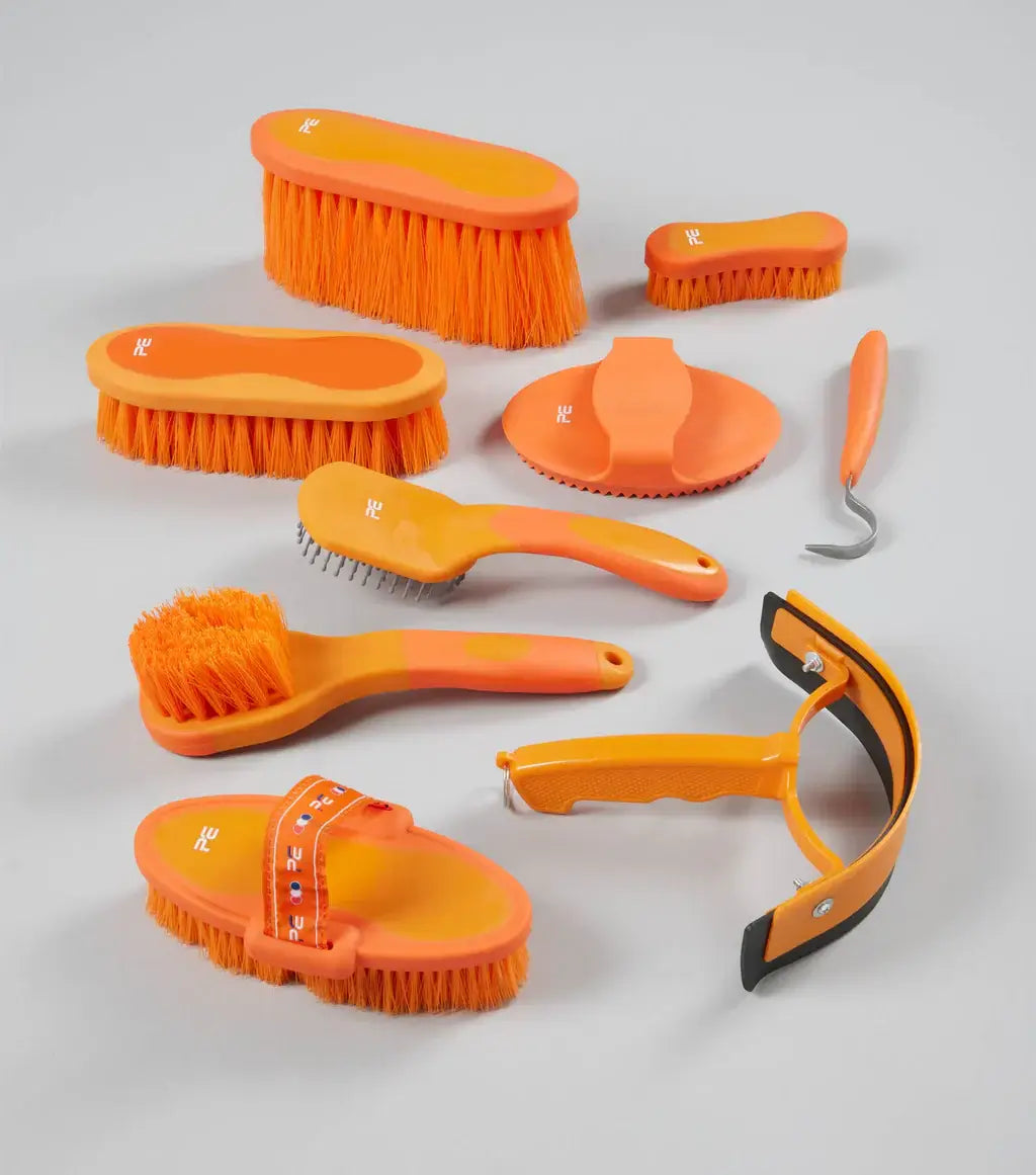 PE Soft Touch Grooming Kit